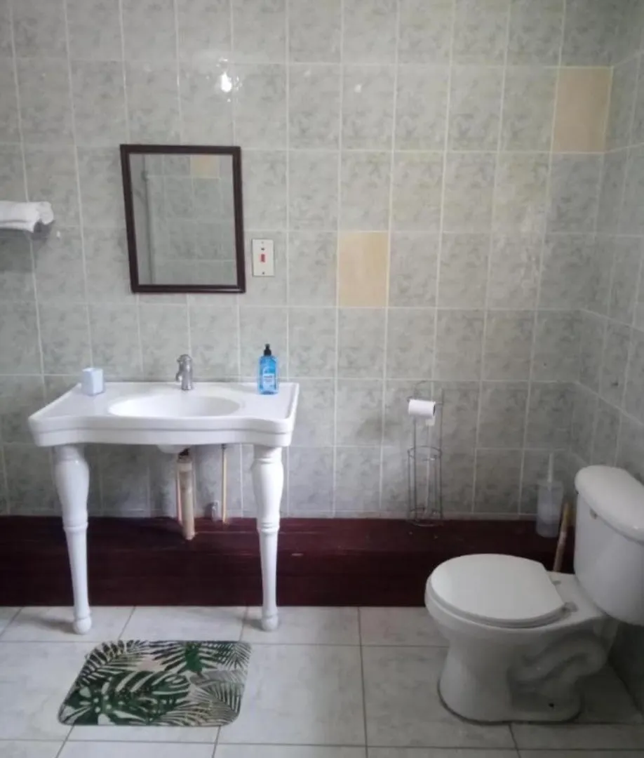 Comfort Rooms Ocho Rios 0*,