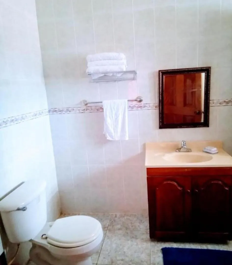 Comfort Rooms Ocho Rios